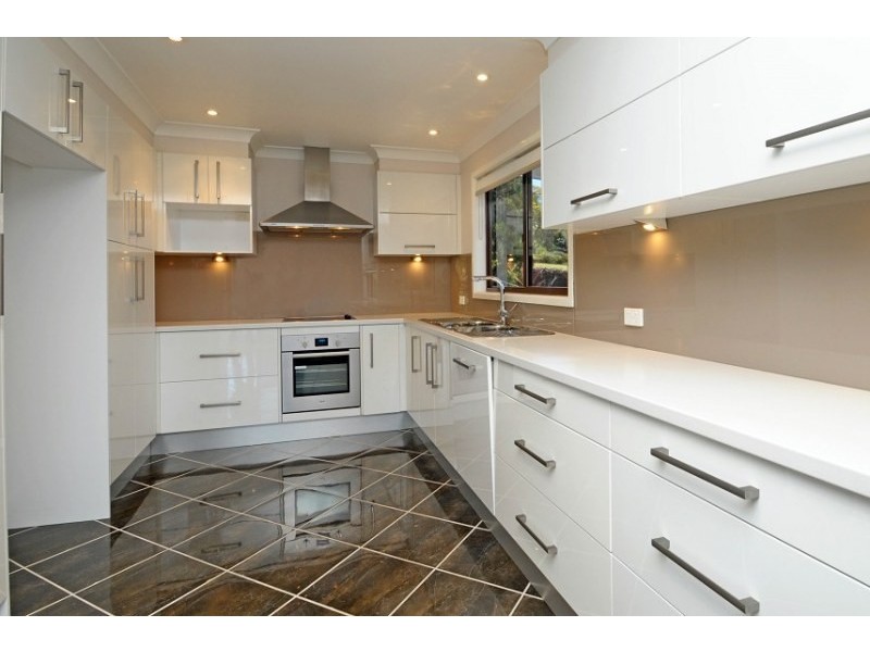 35 Apollo Drive, Charlestown NSW 2290