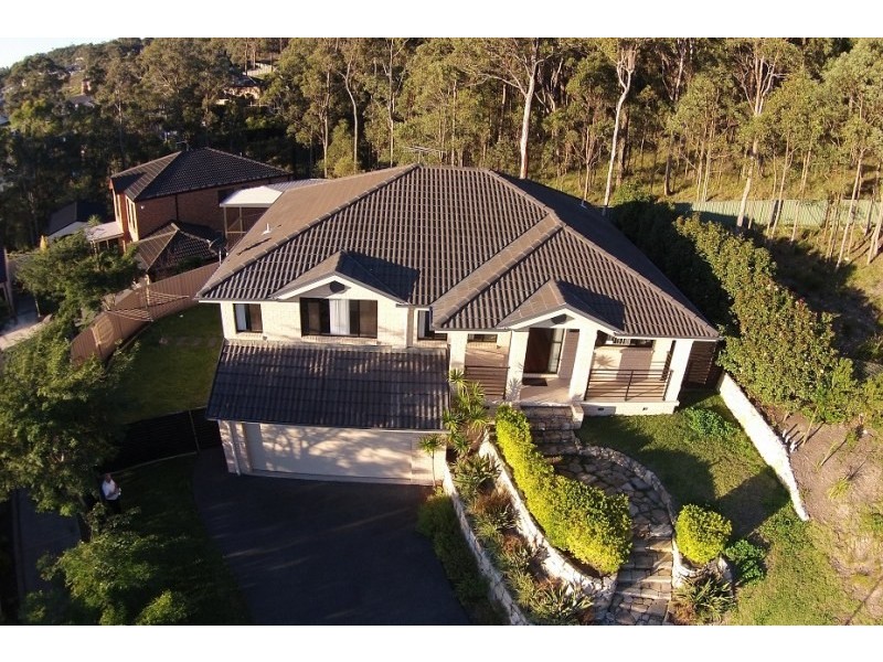 9 Bangalore Place, Cameron Park NSW 2285