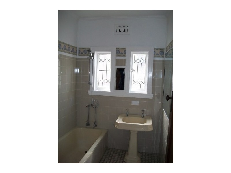 247 Beaumont Street, Hamilton NSW 2303