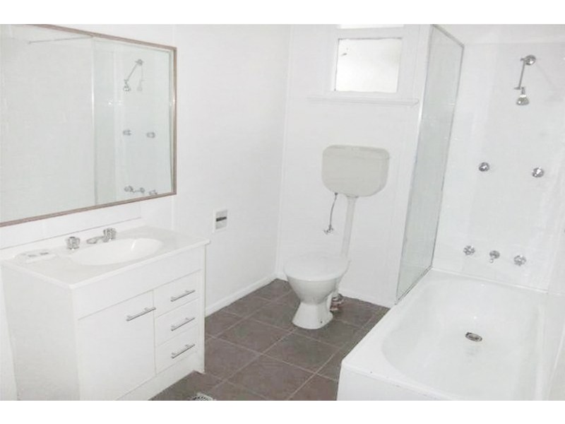 124 Fern Street, Islington NSW 2296