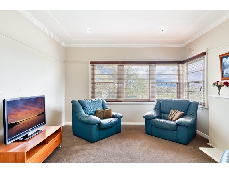 2 Miller Street, Mayfield West NSW 2304