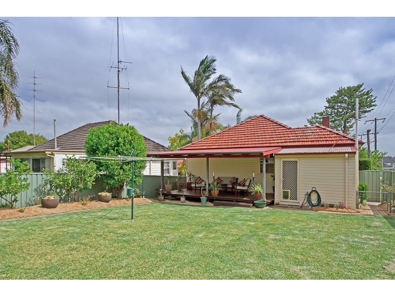 2 Miller Street, Mayfield West NSW 2304