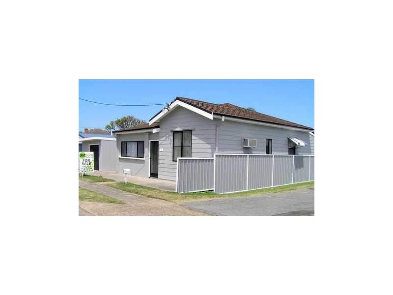 25 Pembroke Street, Stockton NSW 2295