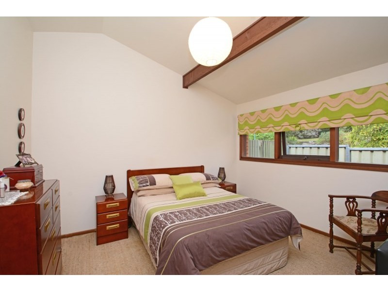 26 Haynes Avenue, Eleebana NSW 2282