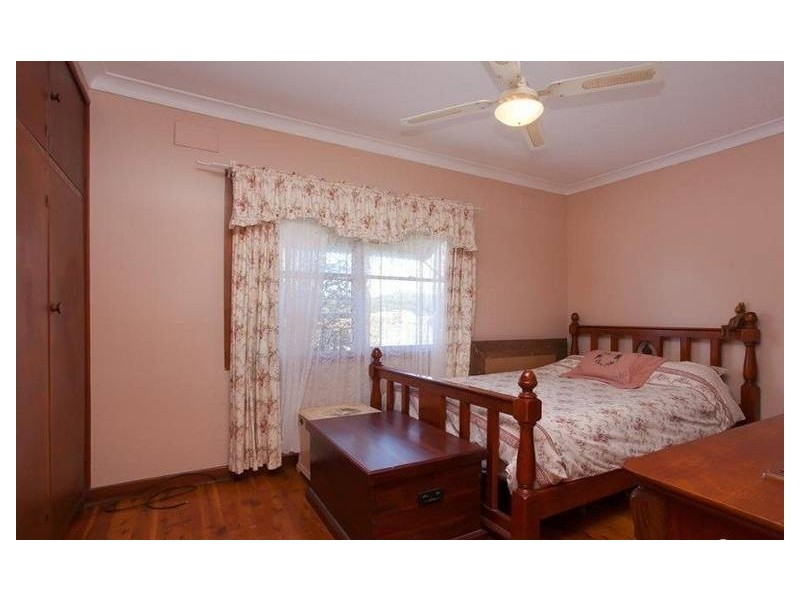 12 Tennent Road, Mount Hutton NSW 2290