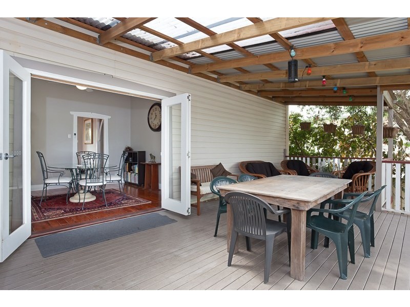 1 Frederick Street, Waratah NSW 2298