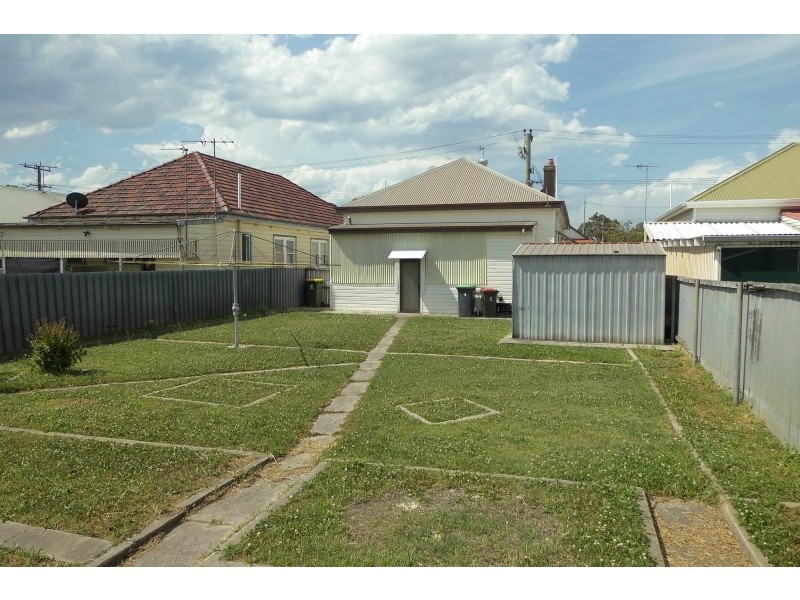 31 Scholey Street, Mayfield NSW 2304