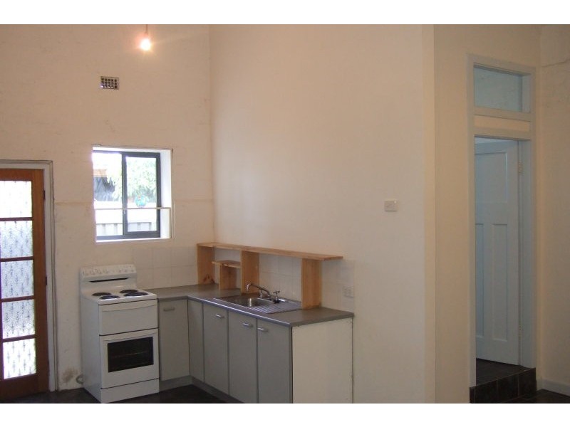 2/14 Church Street, Mayfield NSW 2304