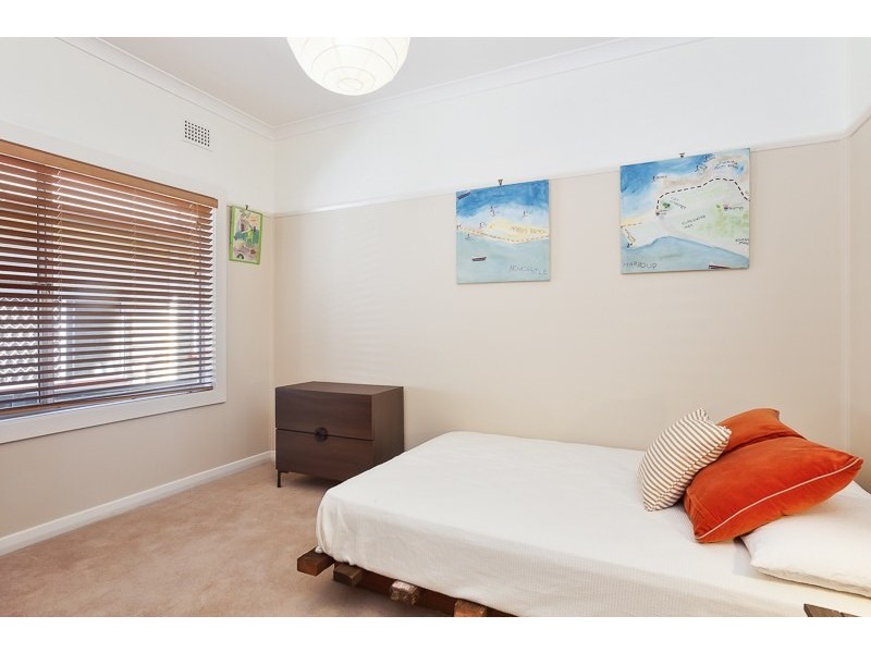 11 Cintra Road, Waratah NSW 2298