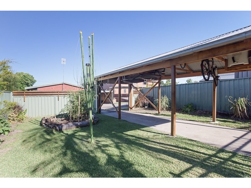 11 Cintra Road, Waratah NSW 2298