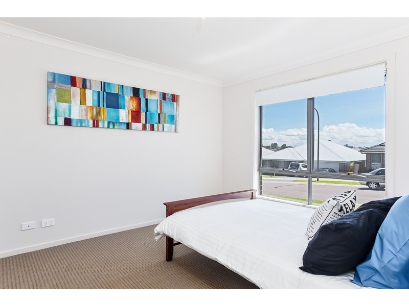 1 Oystercatcher Street, Aberglasslyn NSW 2320