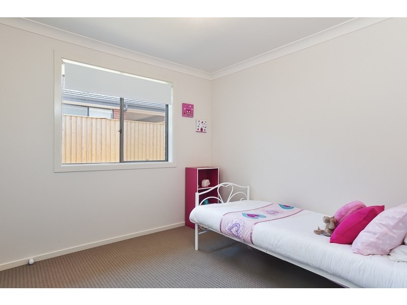 1 Oystercatcher Street, Aberglasslyn NSW 2320