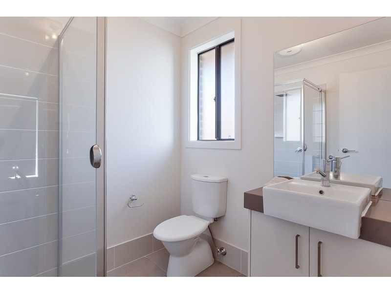 1 Oystercatcher Street, Aberglasslyn NSW 2320