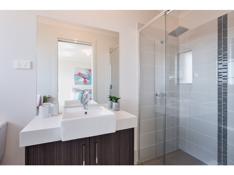 19 Cockatoo Ridge, Aberglasslyn NSW 2320