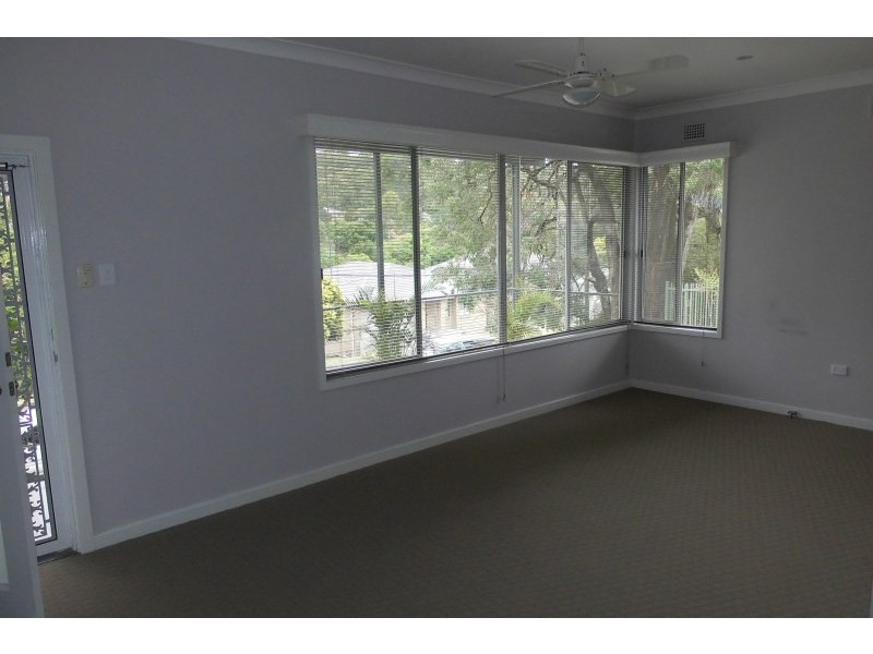 6 Kirkdale Drive, Kotara NSW 2289