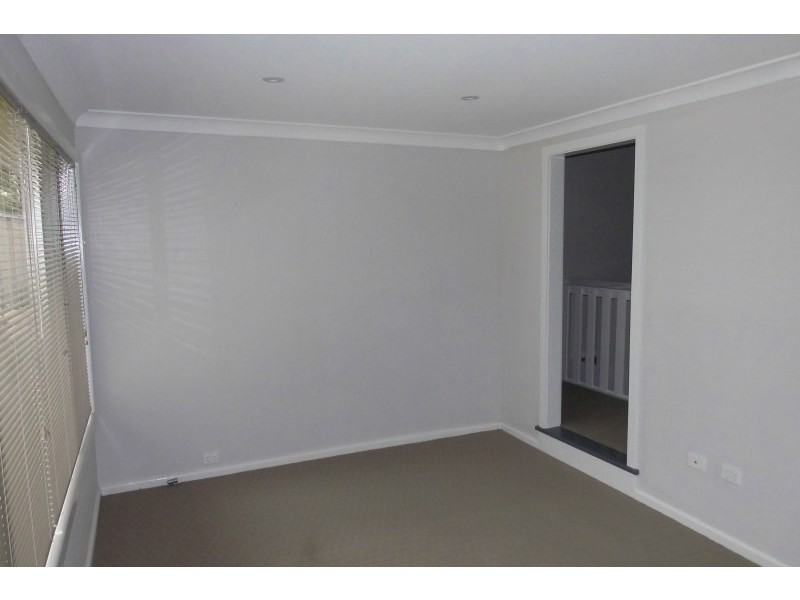 6 Kirkdale Drive, Kotara NSW 2289