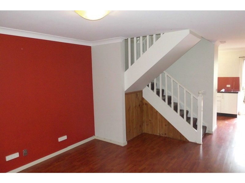 8/120 Prince Street, Waratah NSW 2298