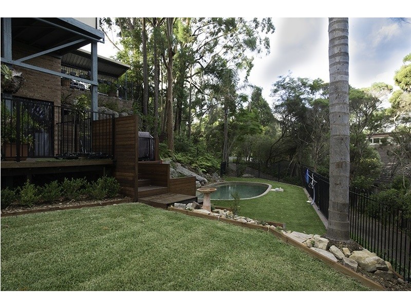18 Fallon Drive, Dural NSW 2158