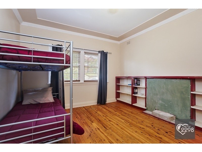 11 Schroder Avenue, Waratah NSW 2298