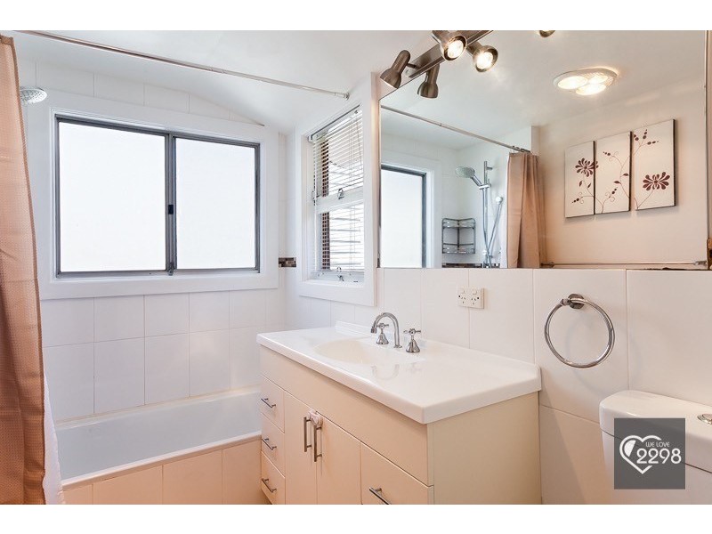 59 Young Street, Georgetown NSW 2298