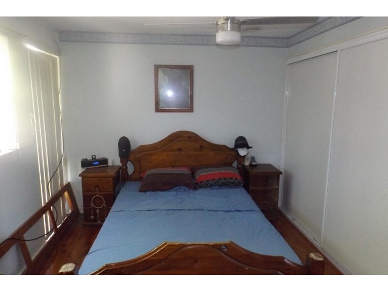 8 Plymouth Close, Macquarie Hills NSW 2285