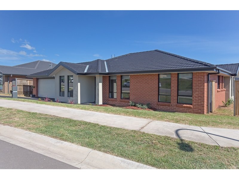 19 Cockatoo Ridge, Aberglasslyn NSW 2320