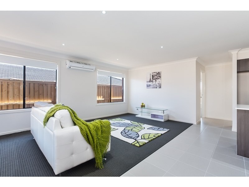 19 Cockatoo Ridge, Aberglasslyn NSW 2320