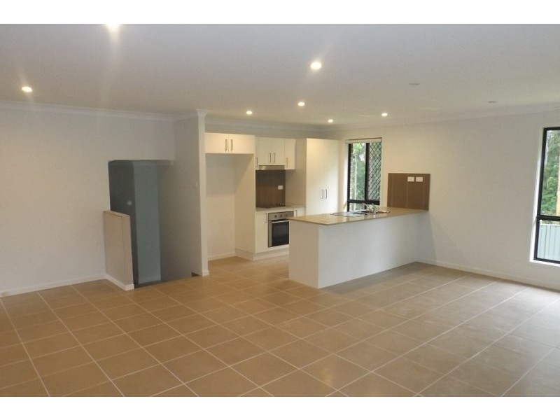 31 Hideaway Circuit, Fletcher NSW 2287