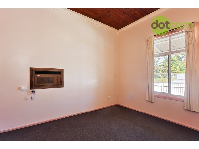 22 Foster Street, Cessnock NSW 2325