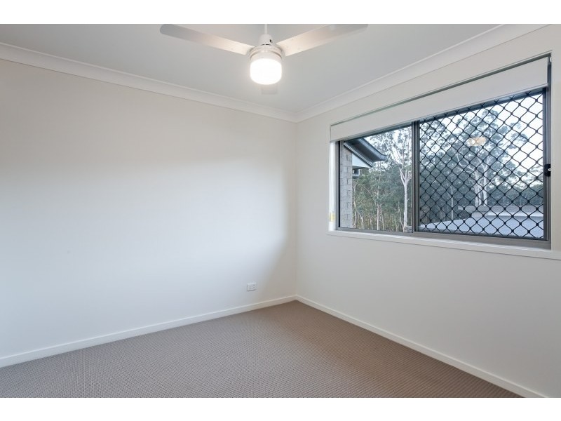 37 Hideaway Circuit, Fletcher NSW 2287