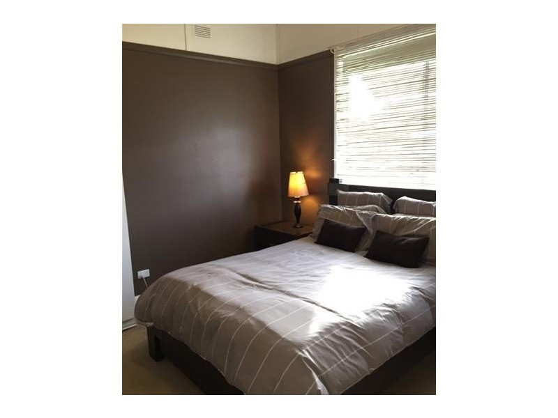 18 Mackie Avenue, New Lambton NSW 2305