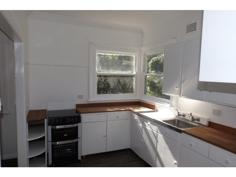 12 Lovell Street, Cardiff NSW 2285