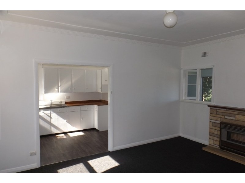 12 Lovell Street, Cardiff NSW 2285