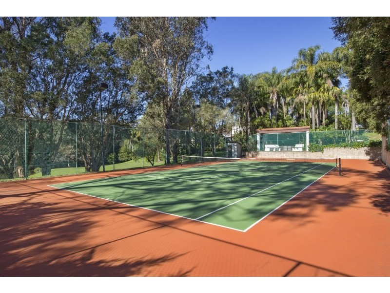 Oxford Falls Road West, Oxford Falls NSW 2100