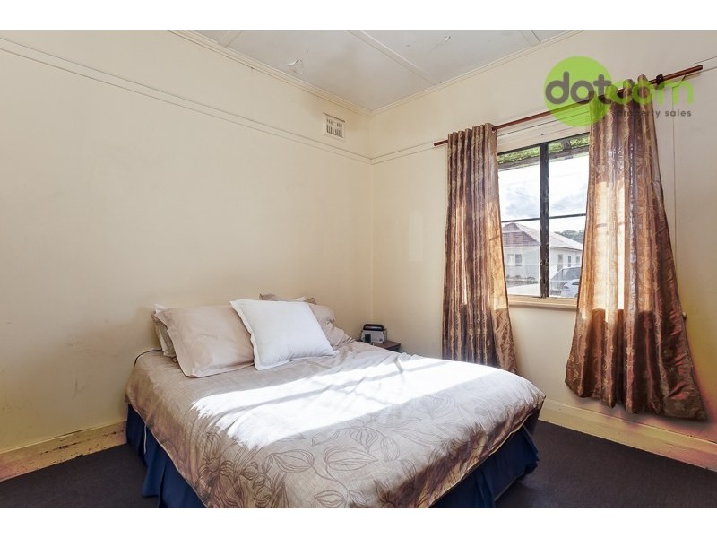 60 Baker Street, Mayfield NSW 2304