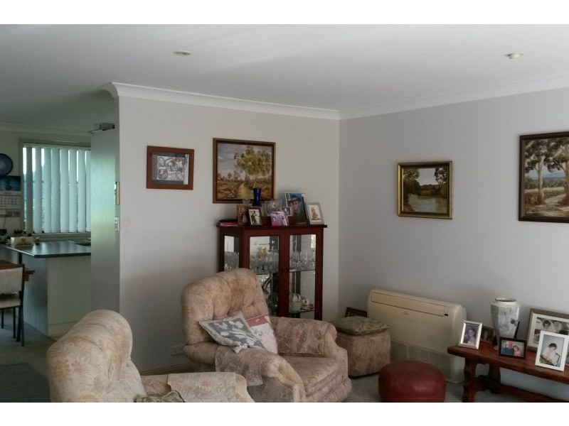 35 Seafarer Close, Belmont NSW 2280