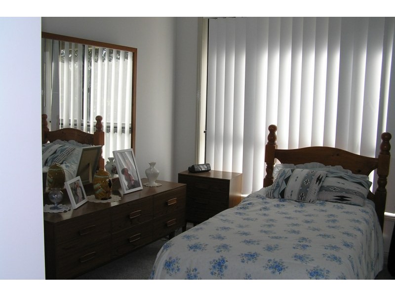 35 Seafarer Close, Belmont NSW 2280