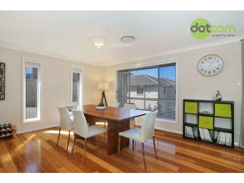 38 Fitzwilliam Circuit, Macquarie Hills NSW 2285