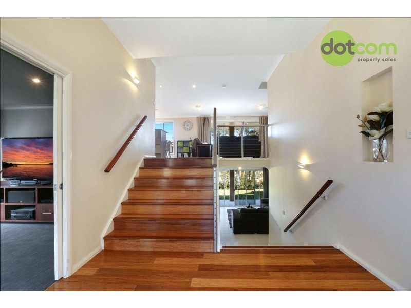 38 Fitzwilliam Circuit, Macquarie Hills NSW 2285