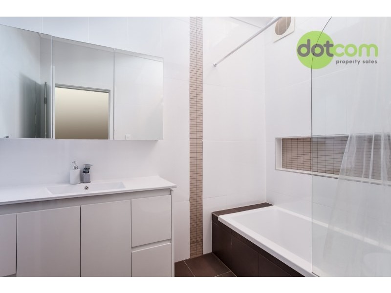 6 Kirkdale Drive, Kotara NSW 2289