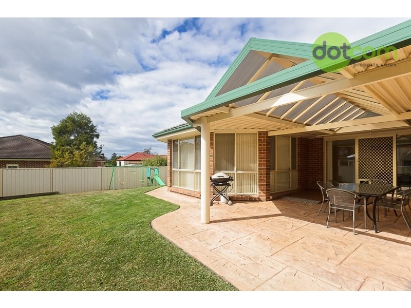 83 Crown Street, Belmont NSW 2280