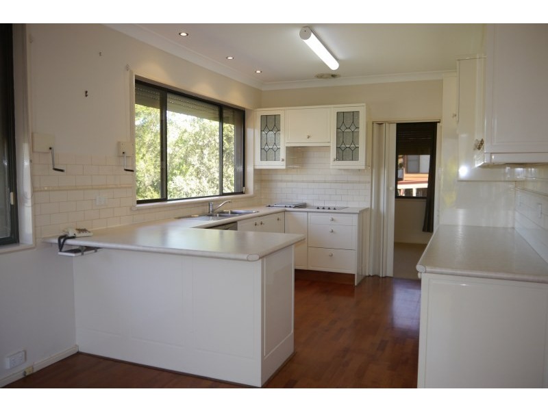 55 Moruya Parade, Kotara South NSW 2289