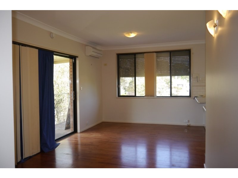 55 Moruya Parade, Kotara South NSW 2289