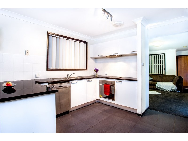 62 Decora Crescent, Warabrook NSW 2304