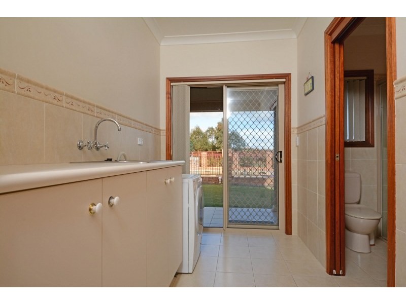 37 Tea Tree Ave, Aberglasslyn NSW 2320