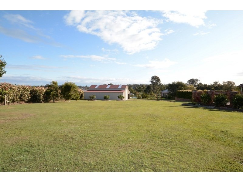 37 Tea Tree Ave, Aberglasslyn NSW 2320
