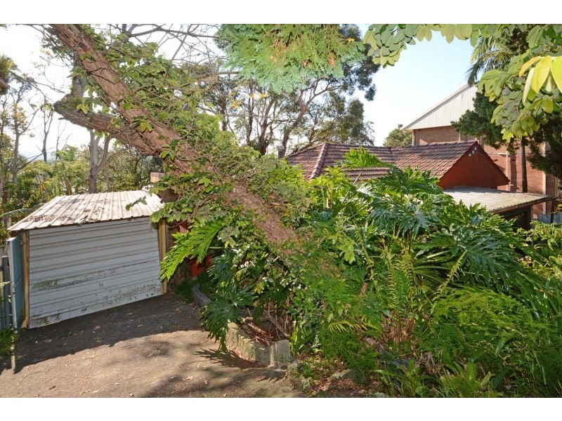 52 Garden Grove Parade, Adamstown Heights NSW 2289