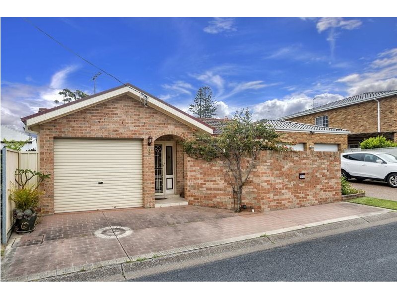 8 Palmer Street, Georgetown NSW 2298
