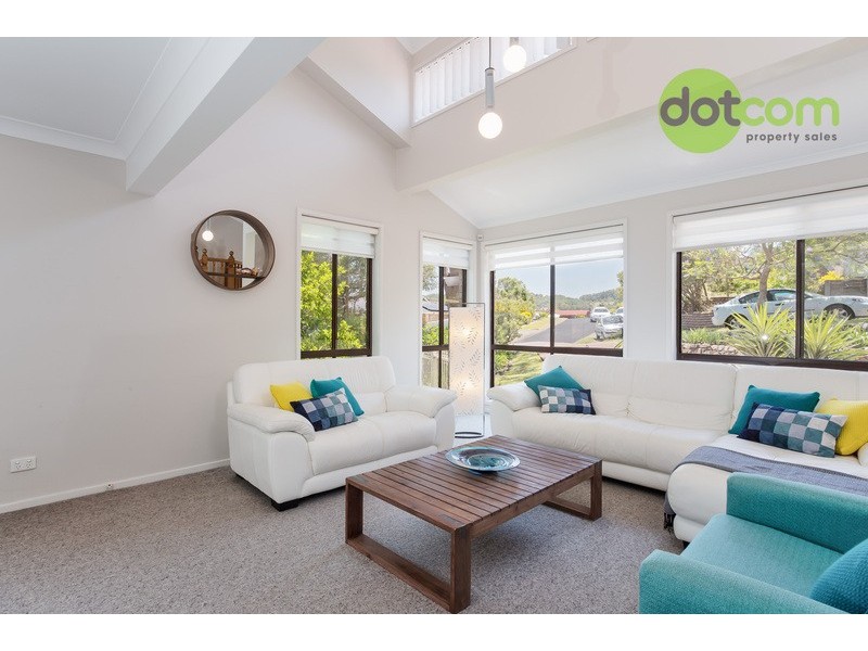 7 Glenridding Grove, Lakelands NSW 2282