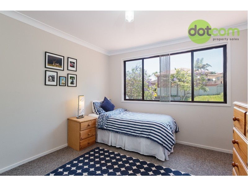 7 Glenridding Grove, Lakelands NSW 2282